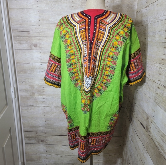 Mama & Papa Dashiki V-Neck Top - Picture 4 of 6